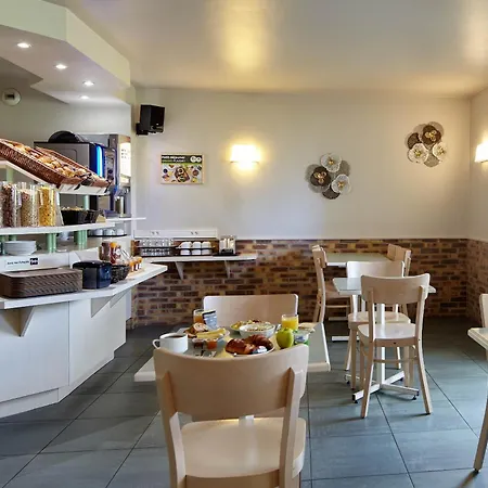 Hotel B&B Hotel Saclay