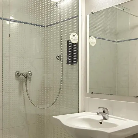 Hotel B&B Hotel Saclay Saclay