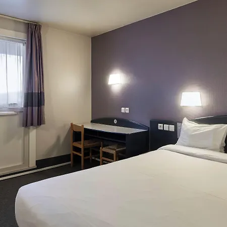 B&B Hotel Saclay Saclay