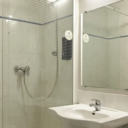 Hotel B&B Hotel Saclay *