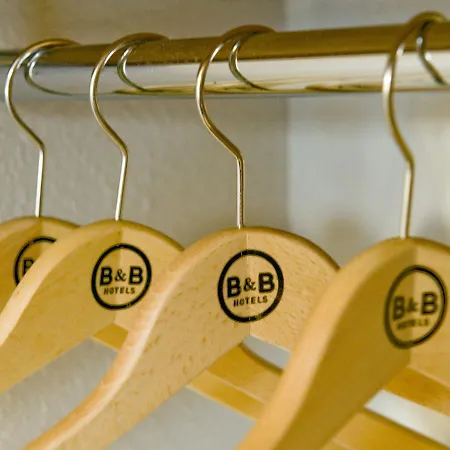 Hotel B&B Hotel Saclay *